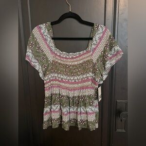 NWT SO SZ large Bohemian Top